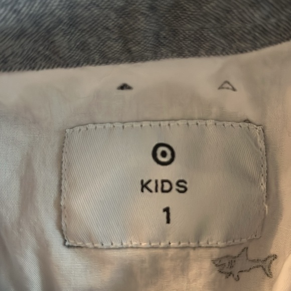 Boys Button Up Shirt Size 1 - Picture 2 of 5